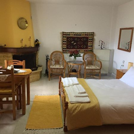 Timeless Apartment Mouresi Bagian luar foto