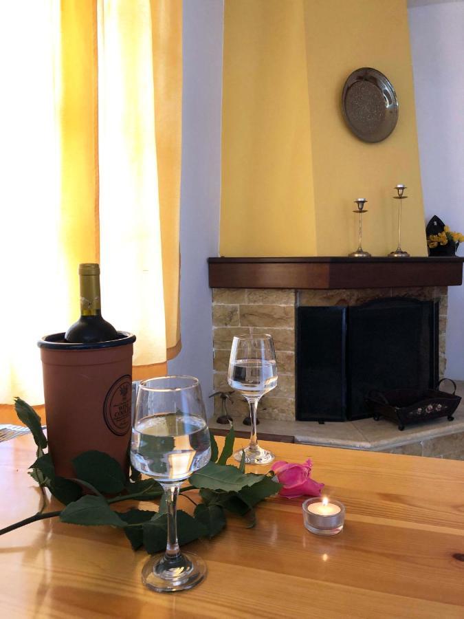 Timeless Apartment Mouresi Bagian luar foto