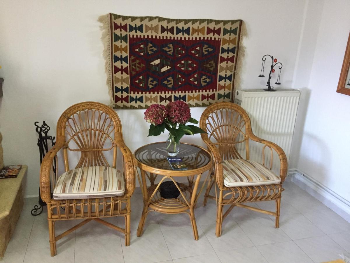 Timeless Apartment Mouresi Bagian luar foto